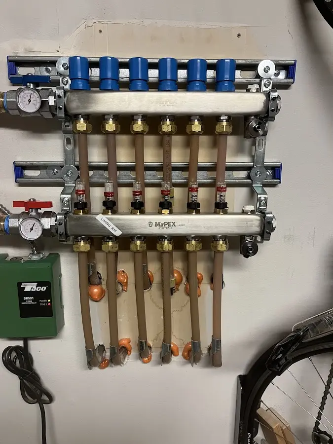 Plumber performing Leak Detection at a residential property in Santa Fe Springs